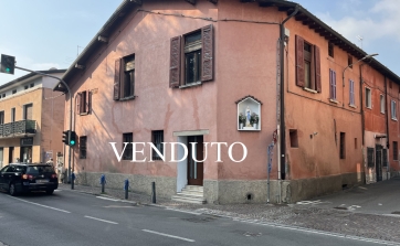 ID:02, Casa indipendente